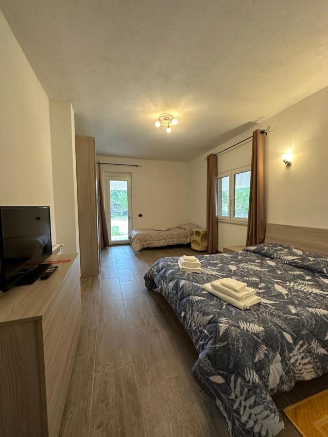 Domo Mia Bed & Breakfast Telti Ngoại thất bức ảnh