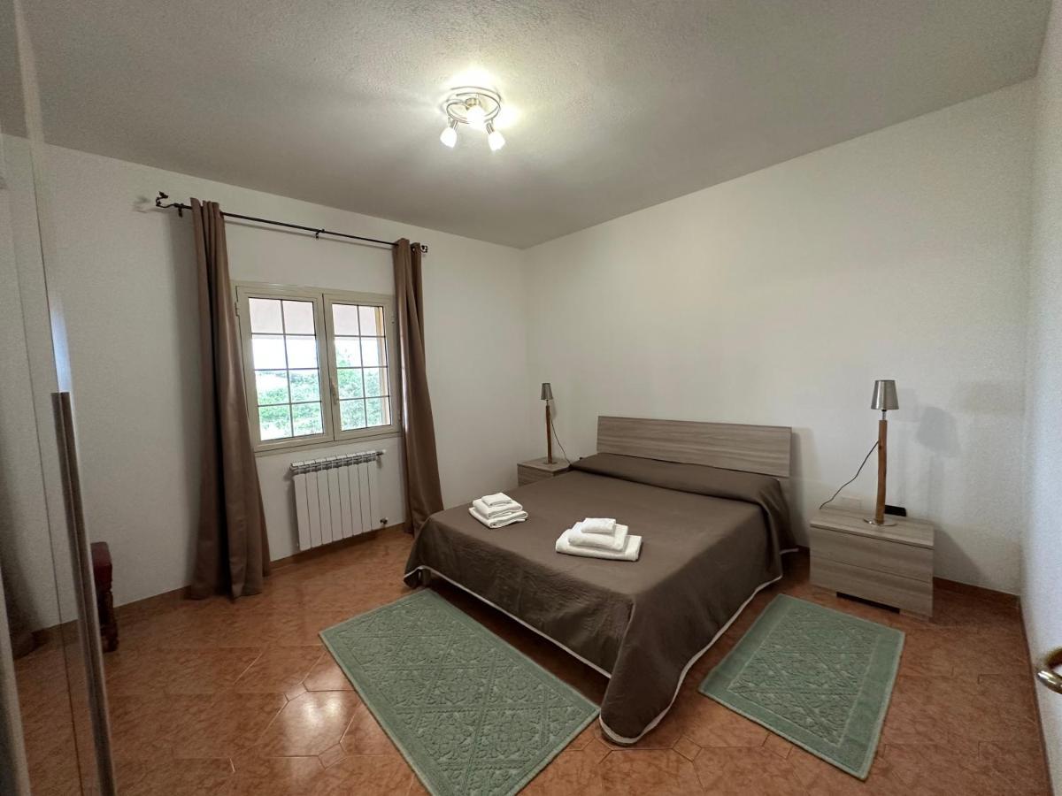 Domo Mia Bed & Breakfast Telti Ngoại thất bức ảnh